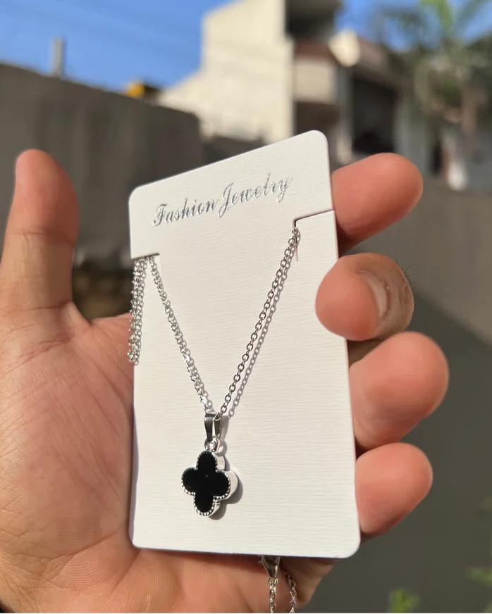 Vancleef Necklace ( Silver )