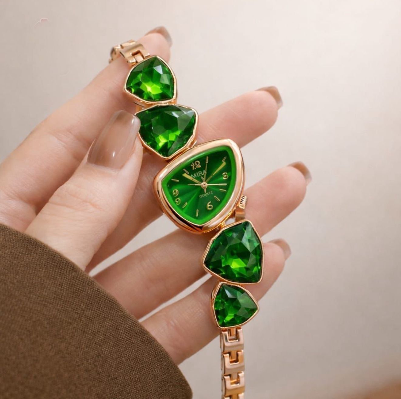 Mira Luxury Crystal Green