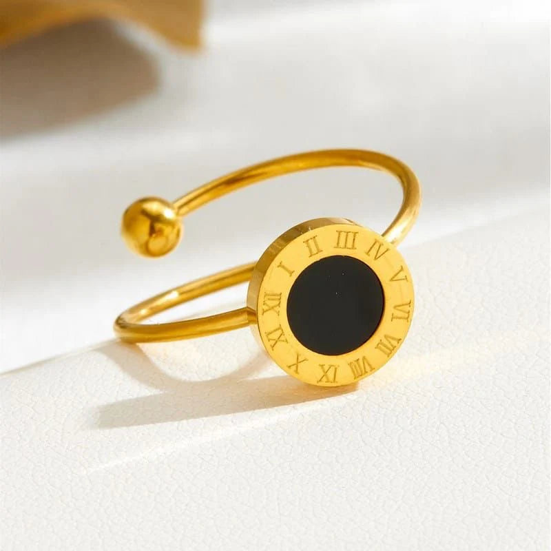 Black Round Adjustable Ring (most running)