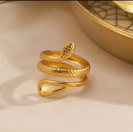 Snake Adjustable Ring