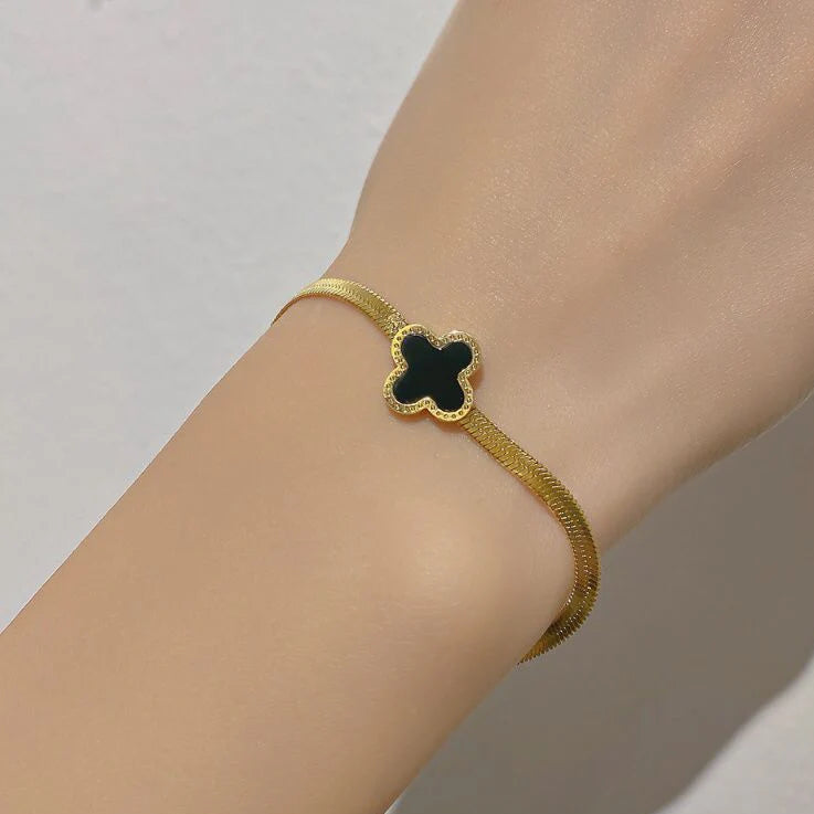Clover snake chain bracelet