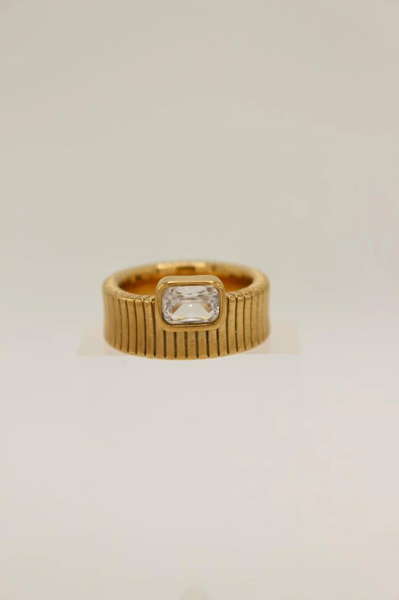 Reve Band Ring
