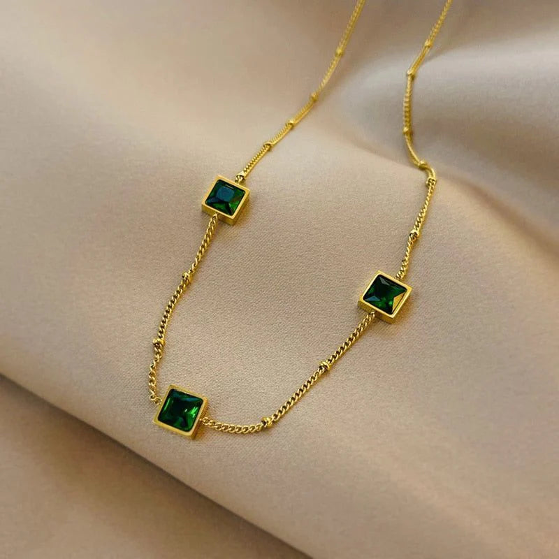 Emerald Choker Necklace