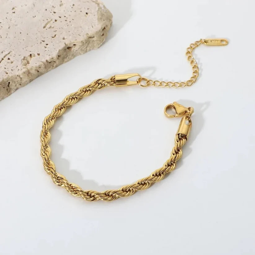 Milas Twisted Bracelet