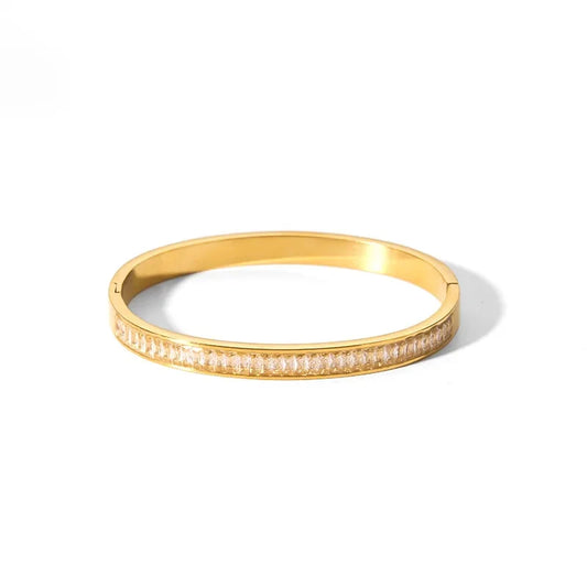 Mia Bangle