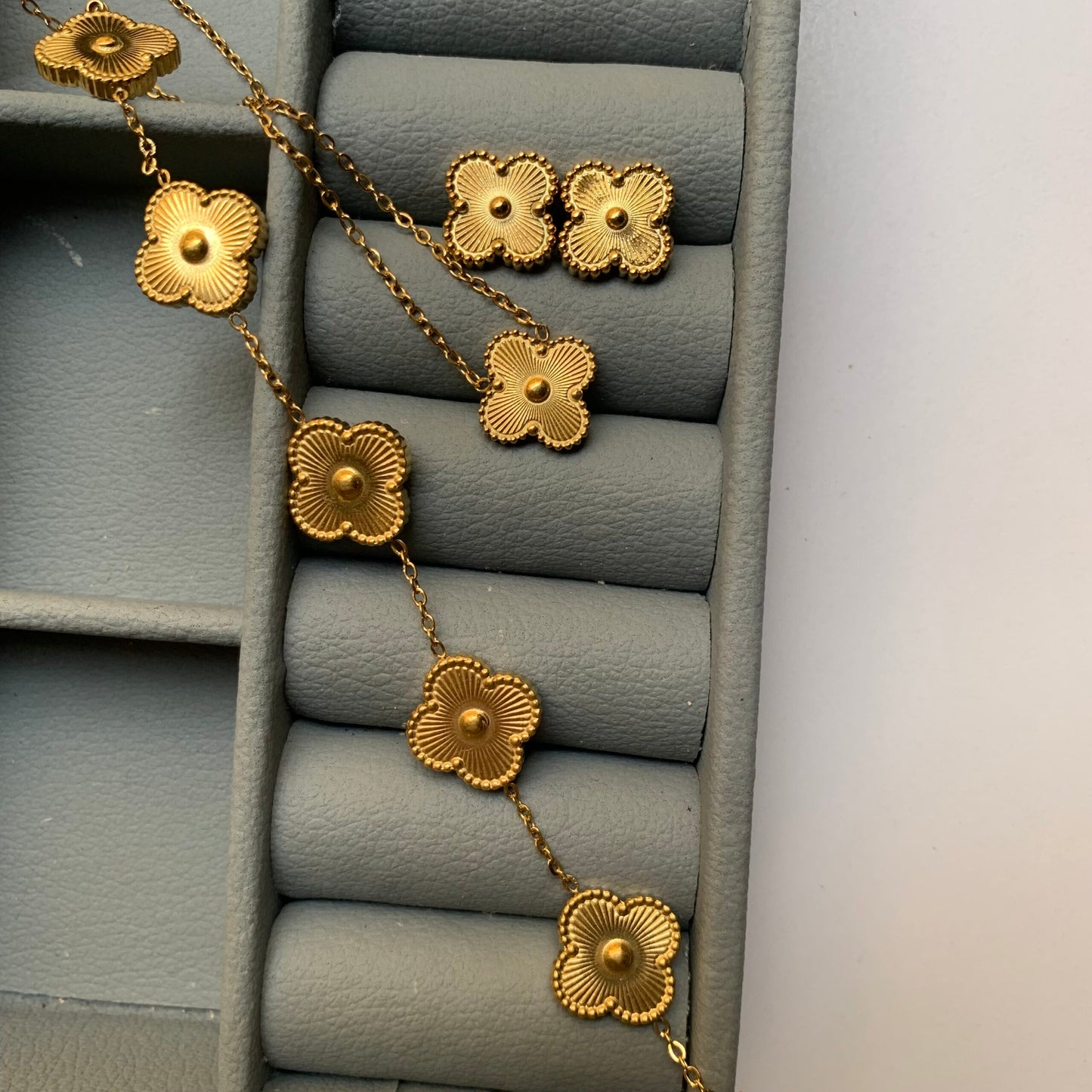 Golden Clover Complete Set