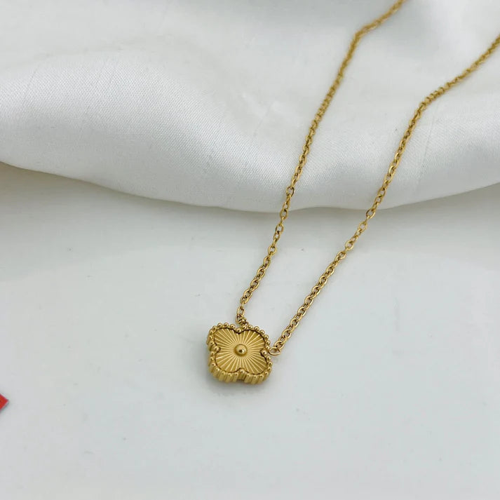 Golden Plated Gold Vancleef Clover Necklace