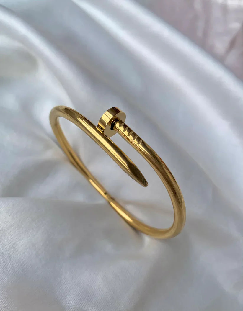 Nail Bangle (Premium)
